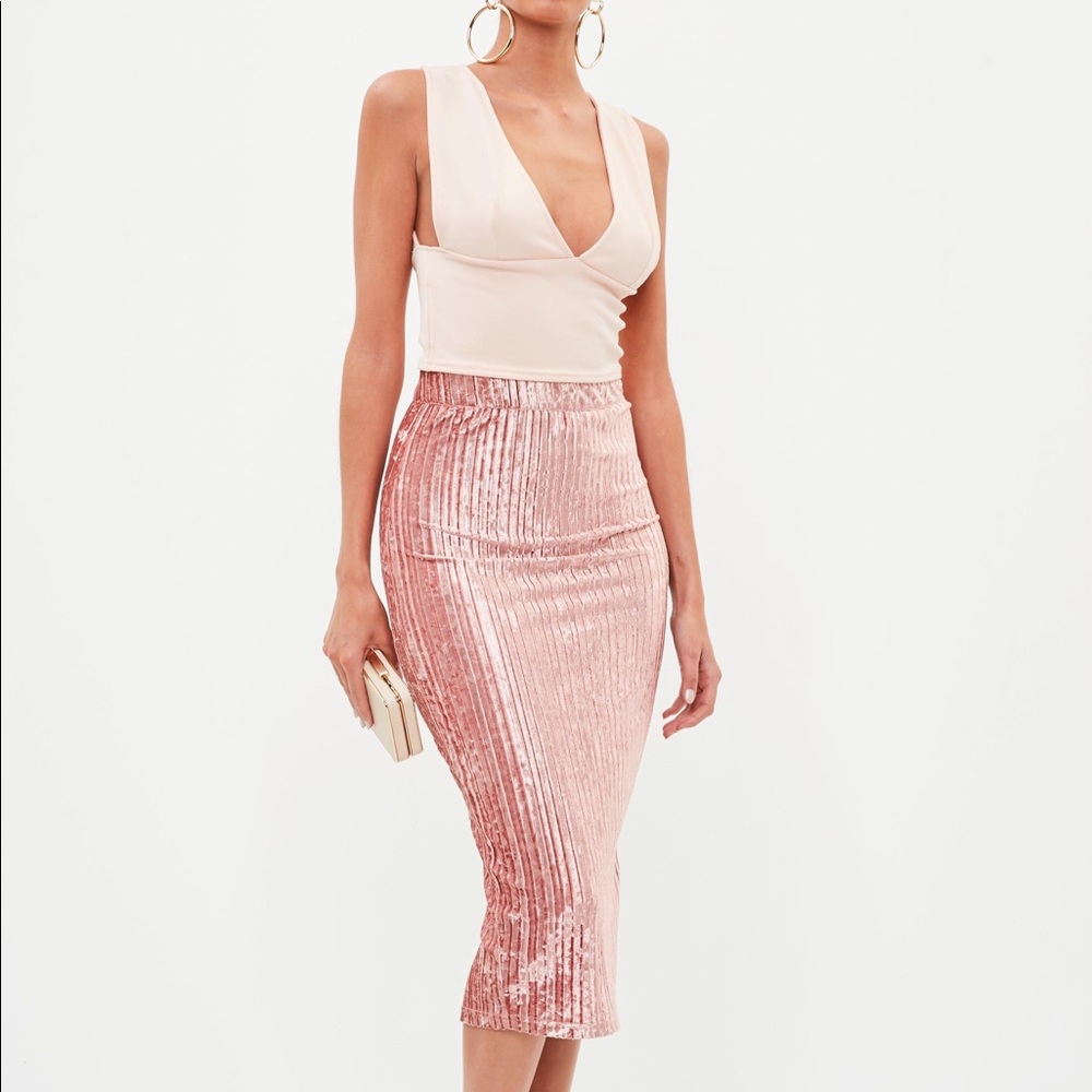 Pleated midi velvet skirt